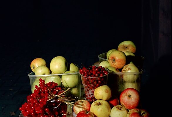 Still life with apples